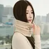 Cachecol, aquecedor de pescoço e gorro de caxemira com cordão - um gorro de tricô versátil que pode ser usado como cachecol ou gorro, proporcionando calor e proteção para as orelhas no outono e inverno. Novo estilo com cordão