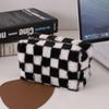 Bolsa de cosméticos de pelúcia xadrez estilo ins de alta qualidade, estojo de lápis portátil para estudantes, bolsa de armazenamento, bolsa de lavagem