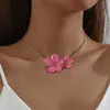 Moda Transfronteriza Europea y Americana Exquisito Dulce Goteo de Aceite Doble Flor Colgante Collar Simple Versátil Elegante Floral Accesorio para Clavícula