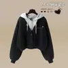 Conjunto de estilo preppy para niña: un elegante conjunto de dos piezas que presenta una chaqueta con capucha de estilo dos en uno falso y pantalones casuales de pierna recta, perfecto para primavera y otoño