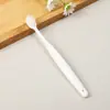 Fabricante Personaliza Escovas de Dente Descartáveis de Luxo para Hotéis com Cabeças Largas e Cerdas Macias, Escovas de Dente Domésticas para Convidados e Escovas de Dente de Cabeça Pequena Feitas de Palha