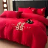 Juego de Boda Bordado de Cuatro Piezas al por Mayor en Rojo Brillante, Funda de Edredón Bordada para Habitación de Boda, Sábana y Funda de Edredón Dobles para Todas las Estaciones