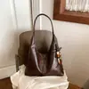 Venda Quente Super Popular Bolsa Tote de Couro Cera de Óleo para Mulheres 206 Novo Estilo Toque de Luxo Grande Capacidade para Aula Deslocamento Bolsa de Ombro Único