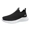 Zapatos para Hombre Warrior 2026 Nuevo Verano Transpirables Malla Flyknit Deportivos Ligeros Suela Suave Slip-On Zapatos de Papá Z