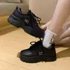 Tênis Branco Crane Dad Sapatos Femininos 2026 Primavera Outono Novo Estilo Coreano Esportivo Casual Sapatos ins Tendência Sola Grossa Versátil Sapatos de Estudante