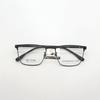 Venta al por mayor 88027, gafas de negocios informales para hombre, montura completa, montura ultraligera de titanio semi, acero plástico, patillas súper elásticas y resistentes.
