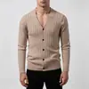 Suéter cárdigan de punto con cuello en V para hombre de otoño e invierno, patrón de punto trenzado retro, prenda exterior casual y elegante