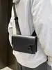 Transfronterizo 2024 Nuevo bolso de hombro de PU para hombre moda todo partido casual moderno bolso de hombro pareja compras bolso mensajero