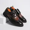 Zapatos Monje de hebilla doble transfronterizos, zapatos de charol brillante para negocios casuales, zapatos de cuero tipo brogue para hombre sin cordones y de punta cuadrada