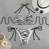 Novo Biquíni Europeu e Americano 2027 com Estampa de Zebra, Top Triângulo com Amarração no Pescoço, Conjunto de Praia de Duas Peças para Mulheres