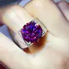 Anillo de Plata Chapada Pt950 Morado de 10 Quilates Moissanita para Hombre Anillo de Diamante Morado Europeo y Americano Más Vendido Lujo para Hombre Más Vendido