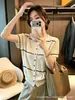 Suministro Directo de Fábrica Ropa para Mujer 2026 Verano Cuello en V Calado Tejido Manga Corta Elegante Bloques de Color Camiseta para Mujer Guangzhou Shisanxing
