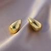 Aretes de acero de titanio de trébol de cuatro hojas con sentido de diseño avanzado, lujo ligero para mujer, diseño nicho, aretes que no se desvanecen, nuevo estilo 2024