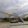 Paisagem de parque comunitário estrutura de filme de sombreamento solar estrutura de filme de tensão em arco material de PVC transparente PTFE
