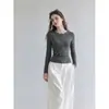 Camiseta de Manga Larga Henley Rayada Negra y Gris JanMan/ para Mujer Colección Otoño 2026 Corte Ajustado Diseño Favorecedor Top