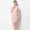 Moda Feminina Transfronteiriça Europeia e Americana 2026 Elegante Conjunto de Duas Peças Estiloso: Blusa de Renda com Manga Longa e Recortes Lantejoulas com Saia Bodycon