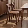 Silla de comedor de madera maciza 2026 modelo nuevo para uso en el hogar, silla con respaldo vintage color nogal, taburete de madera para comedor