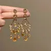 Ganchos para Oreja con Borla de Circonita Super Brillantes, Pendientes Versátiles Simples Exquisitos y de Moda, Pendientes de Lujo de Gama Alta con un Diseño Único