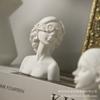 Estatua de yeso de resina de estilo nórdico Yu Meiren con ojos cerrados y venda de rosas para niña, portavelas de aromaterapia, expositor de joyas
