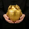 Cuenco del Tesoro para Atraer Riqueza con Sapo Dorado de Latón y Patrones en Relieve, Tarro de la Fortuna para Sala de Estar y Oficina, Adorno de Prosperidad, Regalo para Ceremonia de Apertura