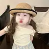 Conjunto de Verano 2026 para Niñas Estilo Nuevo Top Hombros Descubiertos Falda Floral Retro de Encaje para Bebé