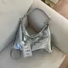 Bolso Bandolera de Moda para Mujer 2025 Estilo Caliente Moda Nicho Cuero Suave Bolso de Hombro para el Trabajo Retro Versátil Bolso de Axila Transfronterizo