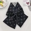 Novo Estilo de Inverno Feminino Preto e Branco Clássico Versátil Estilo Coreano Decorativo Elegante Lenço de Pescoço Protetor de Pescoço Preguiçoso Lenço Cruzado