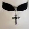 Collar Cruz de Cinta de Terciopelo Bendición de Fe Suerte Seguridad Gargantilla Cruz Empaquetado Individualmente