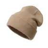 Gorro de Tricô Cor Pura Estilo Casual para Homens e Mulheres, Versátil Outono e Inverno Adulto Cor Doce Quente Pulôver Lã