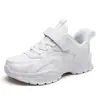 Venta caliente transfronteriza zapatos para niños zapatos blancos para niños zapatos deportivos transpirables de malla para niños rendimiento escolar zapatos para correr para niñas