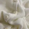 Looks Modernos Estilo Coreano! Verão 2026 Novo Estilo Elegante Decote V Ajuste ao Corpo Versátil Design de Botão Único Manga Curta Malha Top