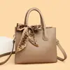 Bolso de moda coreana para mujer, bolso tote casual para mujer, nuevo modelo 2026, bolso de gran capacidad para el trabajo y los desplazamientos, bolso de hombro cruzado para mujer