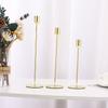 Candelabro de hierro forjado transfronterizo al por mayor, cena romántica a la luz de las velas para el Día de San Valentín, decoración de escritorio, candelabro decorativo de restaurante occidental de alta gama