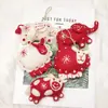Decoración Colgante Pequeño Animal de Fieltro de Lana Estilo Ins Caja de Regalo Corona DIY Colgante para Coche
