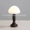 Lâmpada de cogumelo LED criativa transfronteiriça luz noturna recarregável pequena luminária de mesa quarto moderno simples interruptor de toque luz de atmosfera