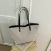 2026 Nova Bolsa Tote da Moda Versátil de Nicho Estilo Coreano, Grande Capacidade para o Dia a Dia Simples Bolsa de Ombro Transversal