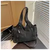 Bolso Tote de Mezclilla de Alta Gama de Gran Capacidad para Mujer 2026 Nuevo Estilo para Viajar al Trabajo Retro Estudiante Ropa de Clase Elegante Bolso de Hombro Único