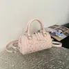 Bolso de mano versátil de diseño de nicho moderno transfronterizo para mujer, nuevo modelo 2026, alto atractivo estético, fresco y adecuado para ir al trabajo, bolso de hombro y cruzado