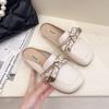 Chinelos Baotou Meia-Calça para Mulheres, Solas Planas para Uso Externo, Novo Estilo Primavera e Verão 2025 Celebridade da Internet Super Popular Sapatos Preguiçosos Sem Salto