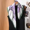 Lenço Quadrado Pequeno de Verão Fino e Liso, Lenço Decorativo Versátil e Elegante para Pescoço, Lenço de Seda Artístico, Fresco e de Alta Qualidade para Mulheres