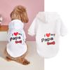 Roupas de duas pernas para animais de estimação novas para Outono e Inverno, laço branco, estampa de amor mamapapa, suéter com capuz para cachorro e gato