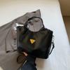 Bolsa Tote Retrô de Luxo para Mulheres, Bolsa de Mão Casual Versátil Primavera 2026, Bolsa de Ombro Transversal para o Dia a Dia