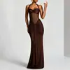 Outono e Inverno 2024 Novo Estilo Puro Lust Sexy Fenda nas Costas Decote Halter Look Emagrecedor Estilo Levemente Maduro Vestido de Alta Qualidade