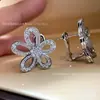 Colar Grande Flor de Alto Padrão Banhado a Ouro com Pingente de Girassol Cravejado com Diamantes em Ouro Rosa 18K, Design de Flor Oca Totalmente Cravejado para Mulheres