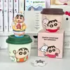 Taza Shin-chan con Tapa artículo genuino Cerámica Conjunta Taza de Agua Infantil Dibujos Animados Linda Taza de Regalo Venta al por Mayor