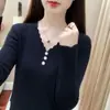 Camiseta base de veludo canelado com decote V para mulheres, adequada para primavera, outono e inverno, camiseta de manga comprida, top estiloso, justo ao corpo e quente para mulheres