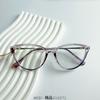 Nuevas gafas TR90 de Internet Celebrity Ins Little Red Riding Book con el mismo estilo de ojo de gato de Corea del Sur, con el mismo estilo de montura, se pueden equipar con miopía al por mayor.