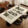 Mantel de Mesa Estilo Pintura al Óleo Retro Impermeable, a Prueba de Aceite, Anti-quemaduras Protector de Mesa 2026 Nuevo Estilo Lujo Accesible Mantel de Gama Alta