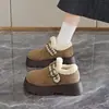 Sapatos femininos estilo Birkenstock, redondos na ponta, forrados com fleece, coleção de inverno 2026, com sola grossa para altura extra, sapatos de algodão confortáveis e quentes, e botas de neve