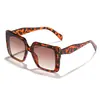 Gafas de Sol Cuadradas Grandes Estilo Europeo y Americano Nuevas de Raine para Mujer, Perfectas para un Look Natural y un Rostro Pequeño, Imprescindibles para Atuendos a la Moda